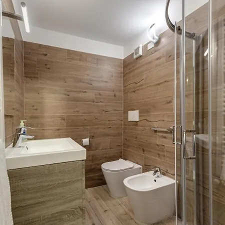Πανσιόν S Orsola Luxury Palace - And